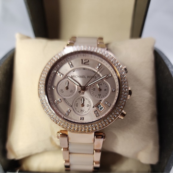 Michael Kors Accessories - NEW 🏷$295 Michael Kors MK5896 Parker Blush🌹 Rose Gold-tone Ladies Watch